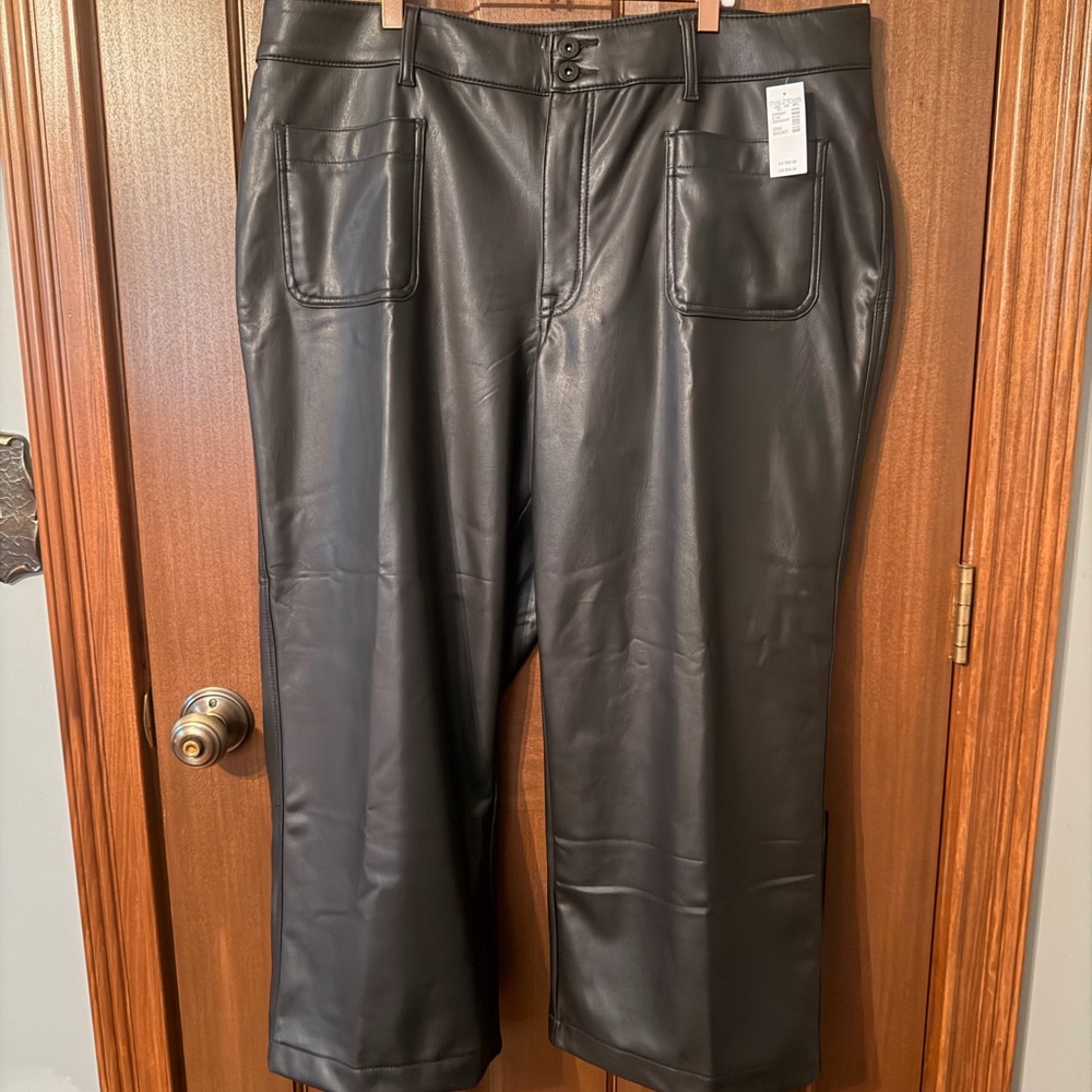 Sleek Black Faux Leather Wide Leg Pants